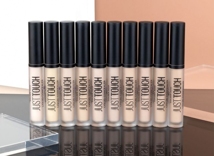 Seria korektorów do twarzy w płynie Golden Rose Just Touch