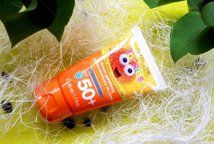 Floslek Sun Care krem ochronny przeciwsłoneczny dla dzieci SPF 50+