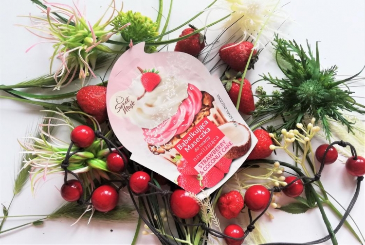 Marion Sweet Mask bąbelkująca maseczka do twarzy nawilżająca Truskawka