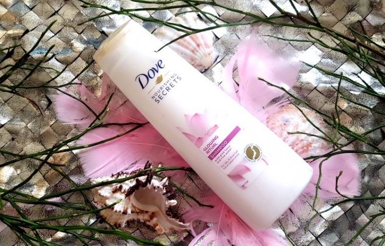 Dove Nourishing Secrets Glowing Ritual szampon