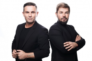 Tomasz Schmidt radzi czego możemy oczekiwać od fryzjera