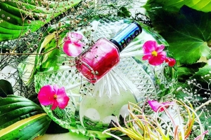 Eveline Cosmetics lakier do paznokci Holo Collection nr 39