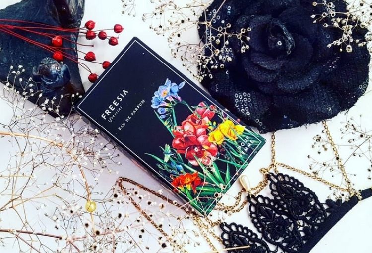 Nou Freesia perfumy