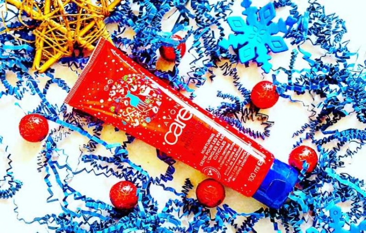 Avon Care Gentle Moisture krem do rąk z wyciągiem z owsa i rumianku