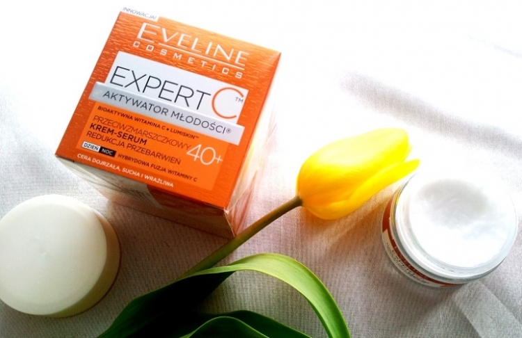 Eveline Ekspert C Aktywator Młodości przeciwzmarszczkowy krem-serum 40+