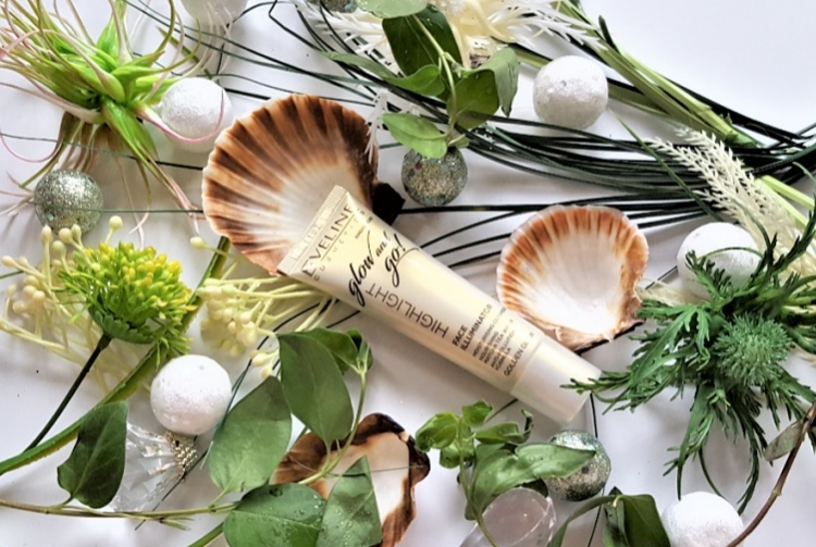 Eveline Cosmetics Glow & Go rozświetlacz w kremie Golden Glow