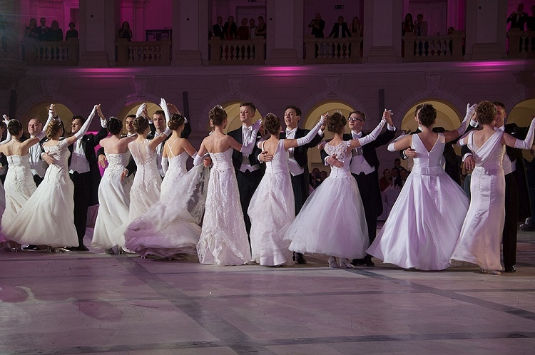 Bal Debiutantek 2017 i pokaz WSA