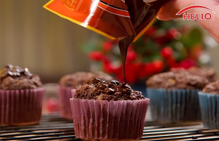 Babeczki makowo-żurawinowe z Helio