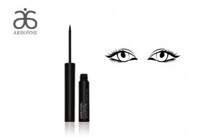Nowość Arbonne Makeup eyeliner w płynie It’s a Fine Line