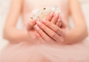 Manicure ślubny by Indigo