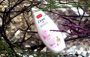 Dove Nourishing Secrets Glowing Ritual żel pod prysznic