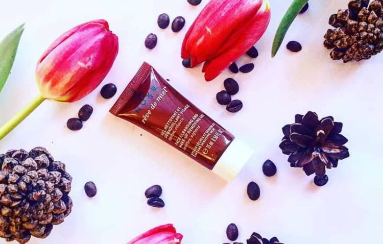 Nuxe Reve de Miel ultrabogaty żel do mycia i demakijażu twarzy