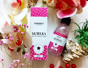 Routines Glow rozświetlająca mgiełka do twarzy i ciała