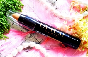 La Luxe Paris korektor w sztyfcie