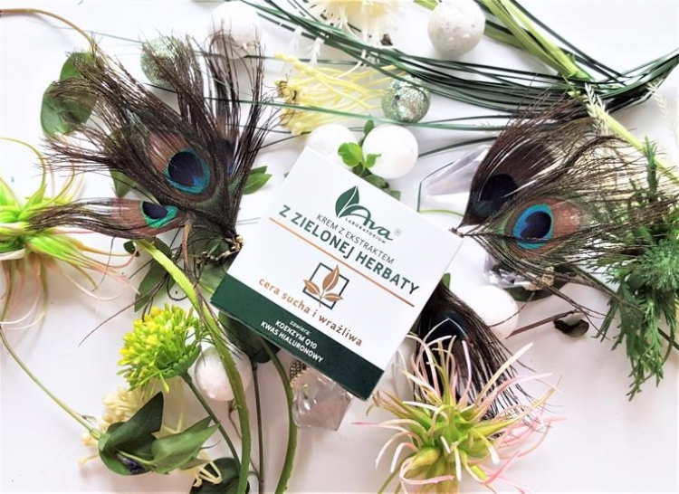 Ava krem z ekstraktem z zielonej herbaty cera sucha i wrażliwa