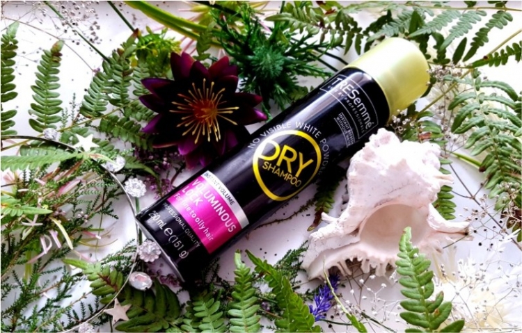 Tresemme Voluminous Lock suchy szampon do włosów