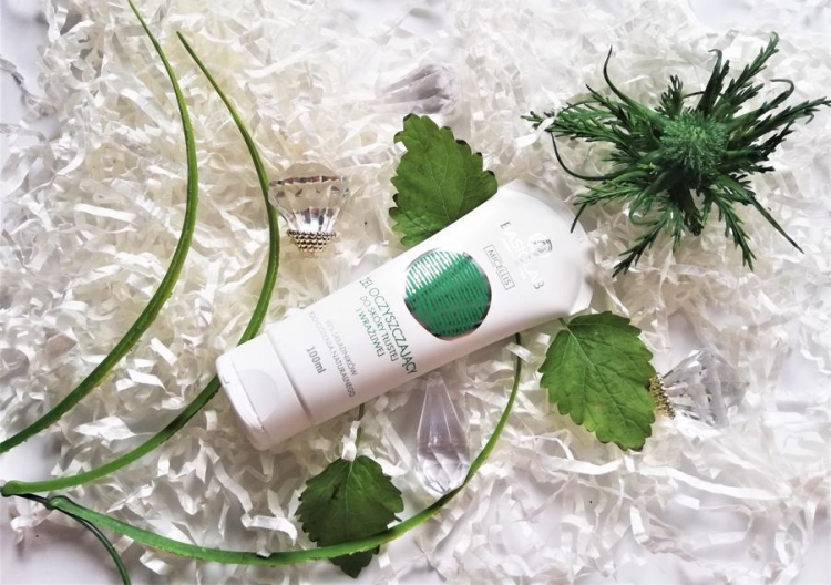 Basiclab żel oczyszczający do skóry tłustej i wrażliwej