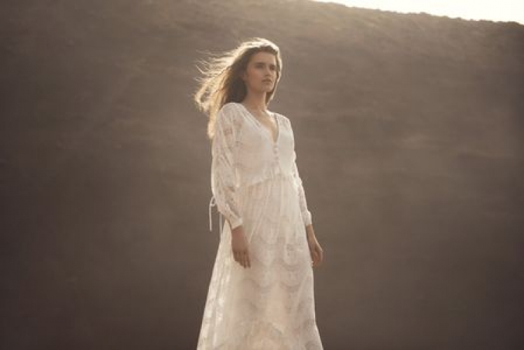Kolekcja Renee Authentic x Lana Nguyen