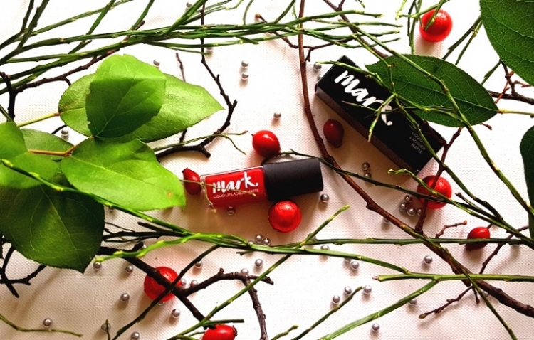 Avon Mark matowa szminka w płynie Irresistible