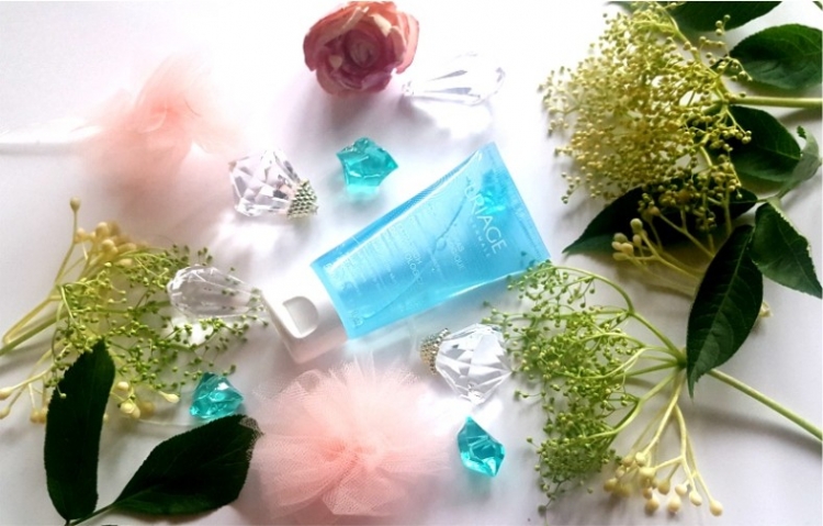 Uriage Eau Thermale żel do mycia twarzy i ciała