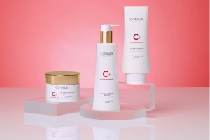 Jak dbać o farbowane włosy latem?