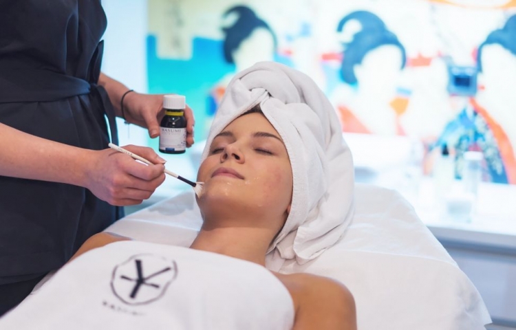 Jak pielęgnować skórę po zabiegach z Yasumi