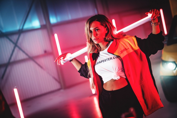 Limitowana współpraca DHL i mybudapester.com