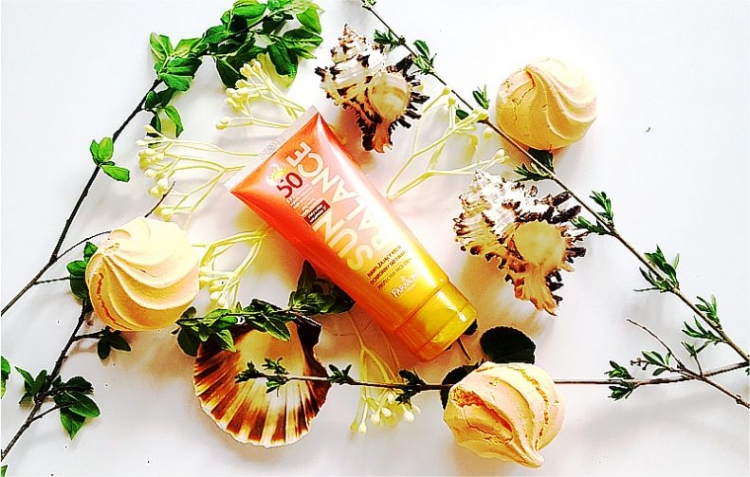 Farmona Sun Balance SPF 50 nawilżający krem do twarzy