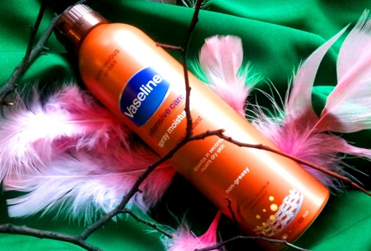 Vaseline balsam do ciała w sprayu Cocoa Radiant