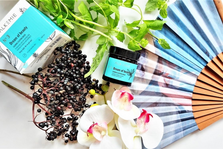 Pielęgnacyjne #musthave na jesień z Alkmie