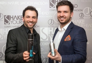 Autorskie kosmetyki Shake Your Head w nowych opakowaniach