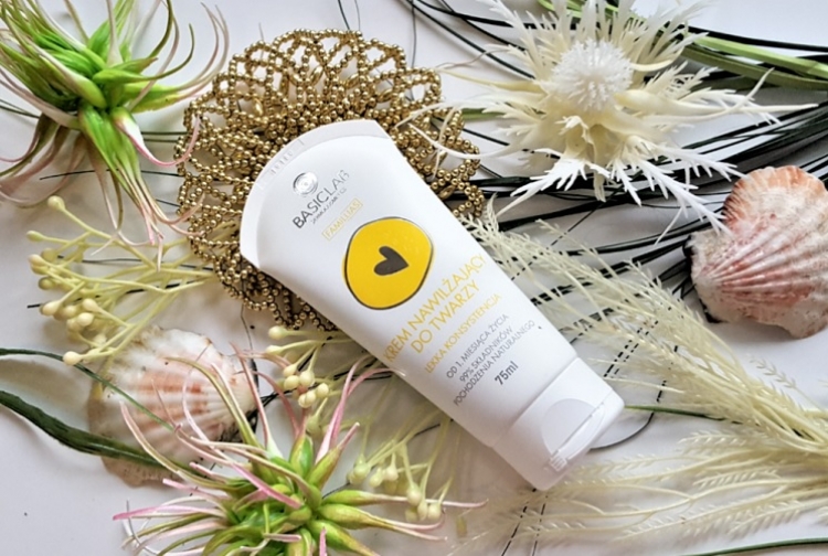 Basiclab Famillias krem nawilżający do twarzy lekka konsystencja