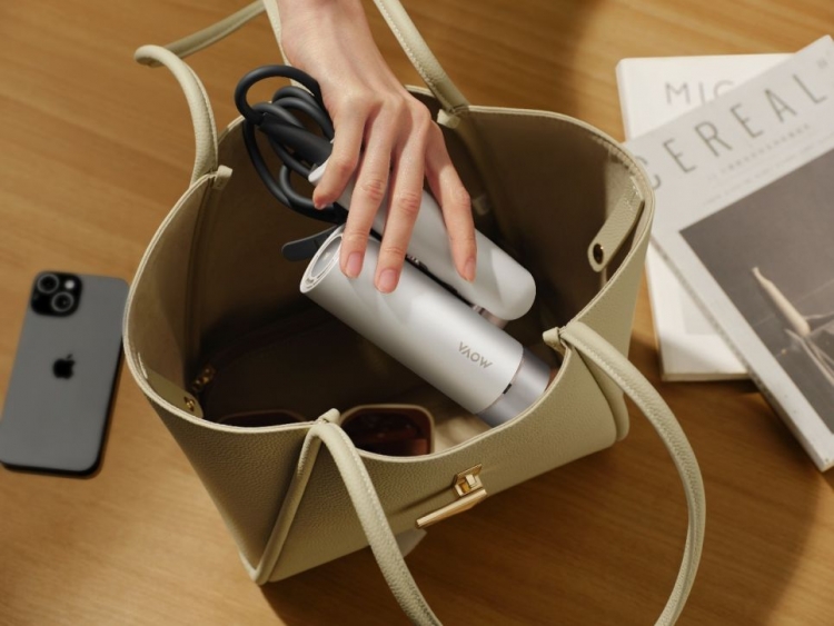 Wakacyjny tech vibes z MOVA