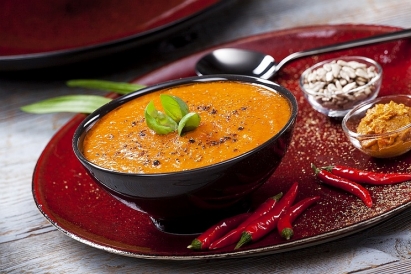 Sycący Krem z batatów i pieczonej papryki