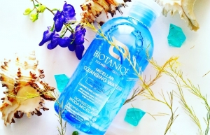 Biotaniqe Dermoskin Expert oczyszczająca woda micelarna
