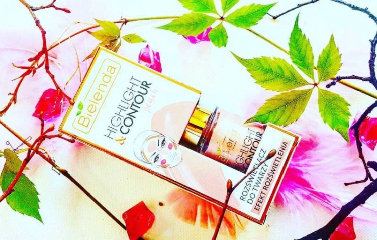Bielenda Highlight & Contour rozświetlacz do twarzy Peach
