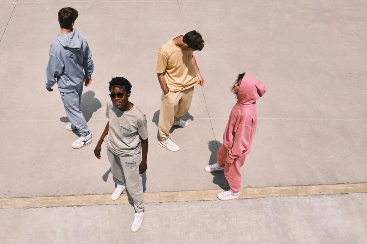 Kampania Diadora - Manifesto – T1 – Palette