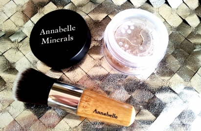 Annabelle Minerals puder glinkowy